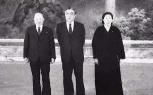请问副部长和部长助理是同一级别么 外交部副部长什么级别